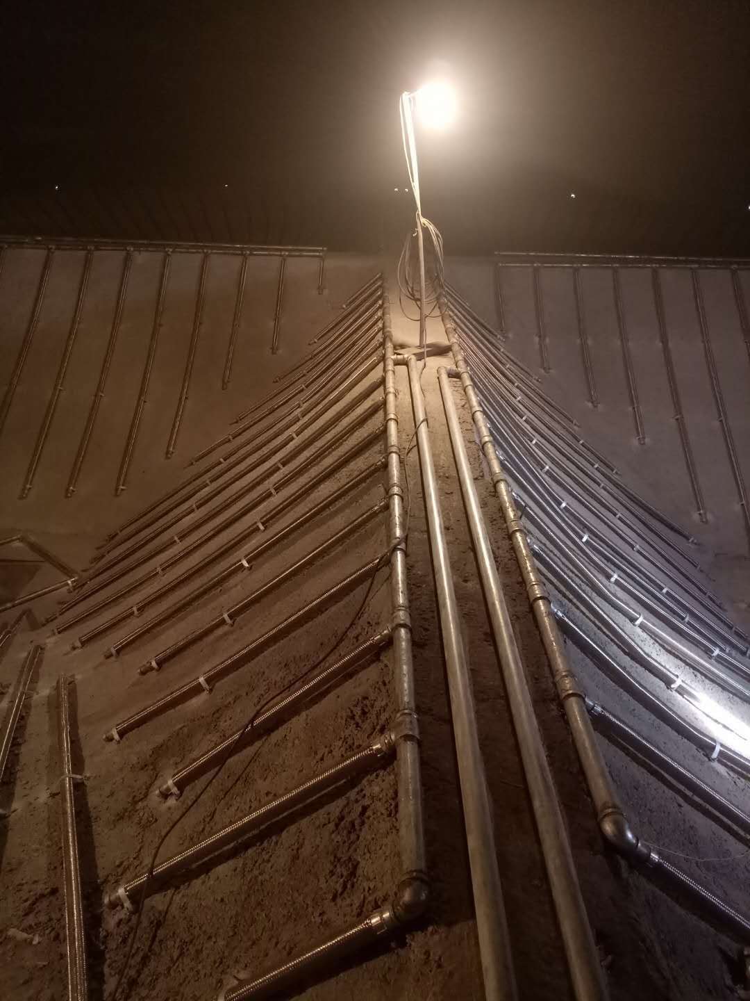 鹰手营子矿硫化棒